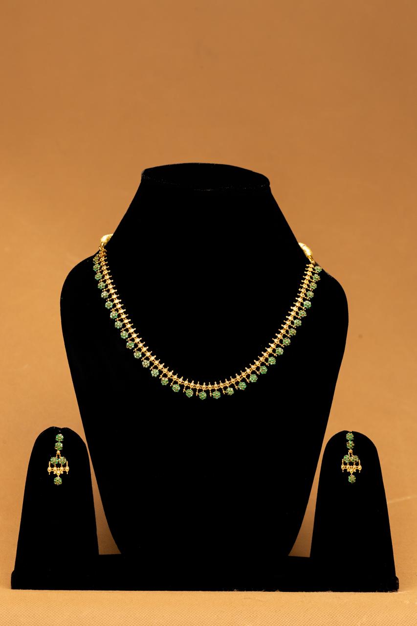 Elegant Gold & Emerald Necklace Set